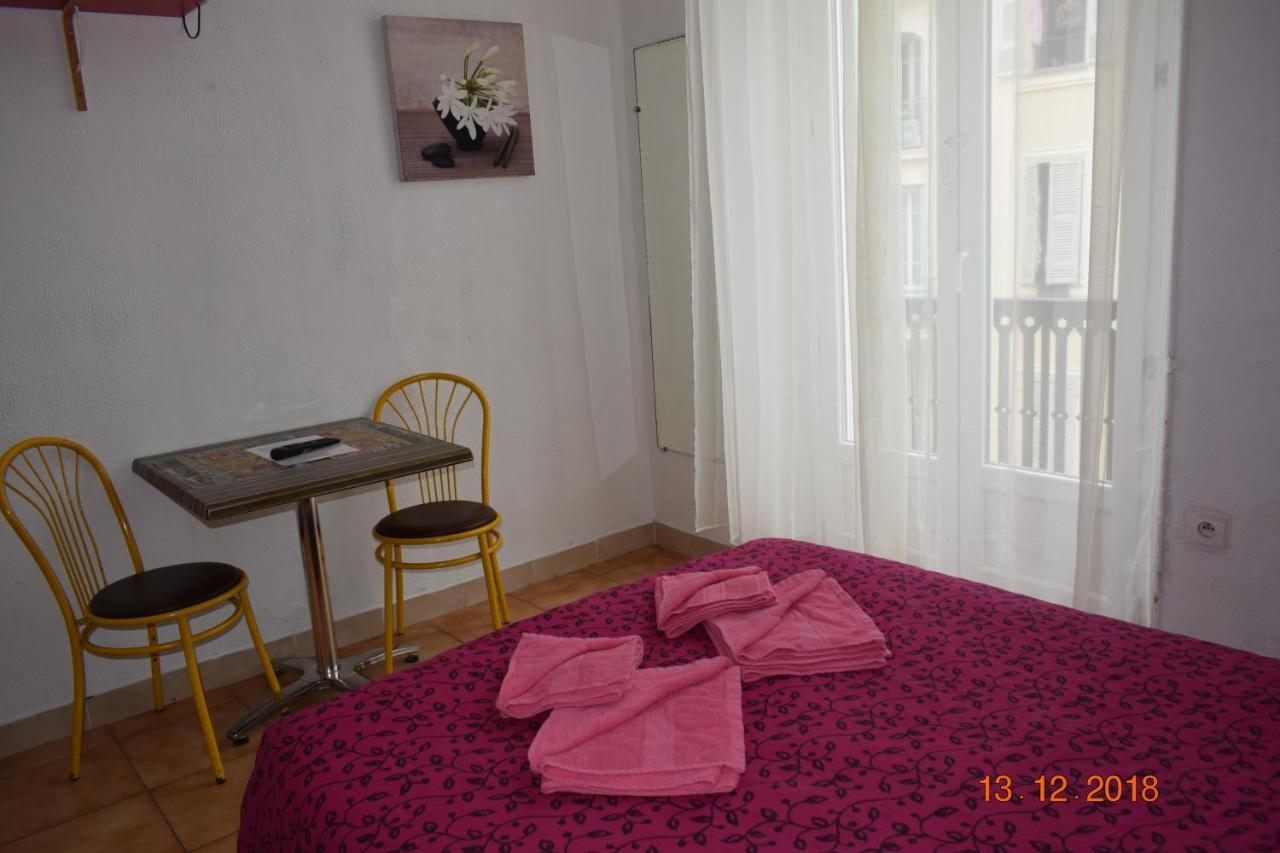 Adonis Aparthotel Nizza