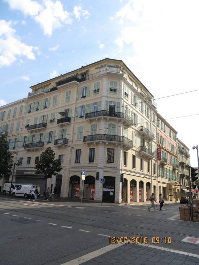 Aparthotel Adonis *